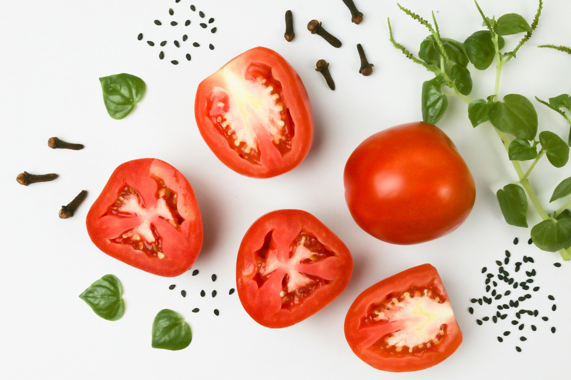 How to Growing Tomatoes from Seeds in Pots: A Step-by-Step Guide