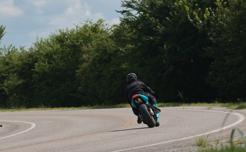 Cub Cadet 1024 Engine Runs But Won’t Move: How to Fix