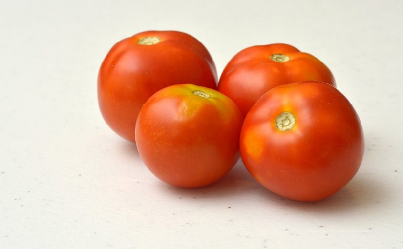 When to Stop Watering Tomatoes to Ripen
