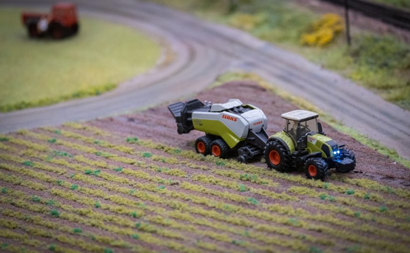 Instructions for the John Deere Series 100 Lawn Tractor